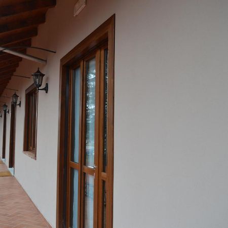 La Locanda Della Staffa Pombia Kültér fotó