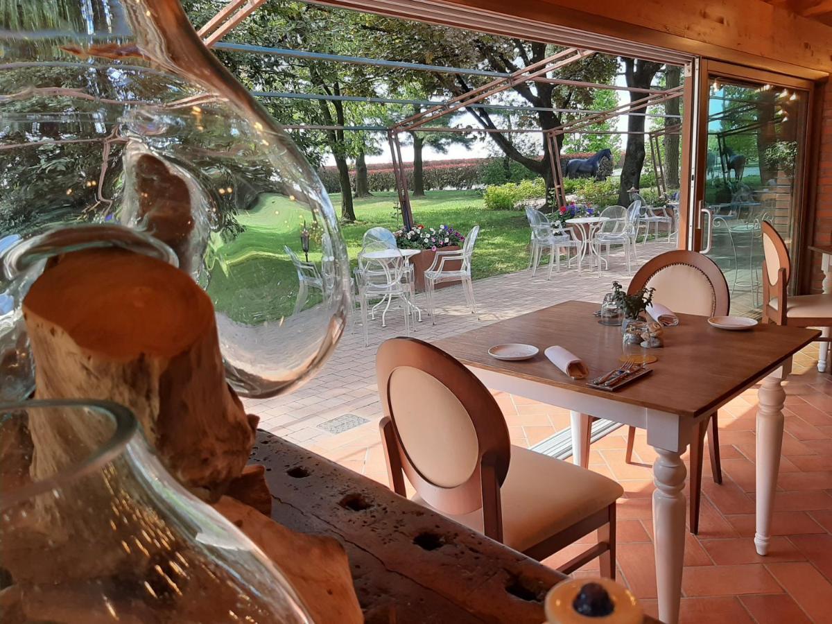 La Locanda Della Staffa Pombia Kültér fotó